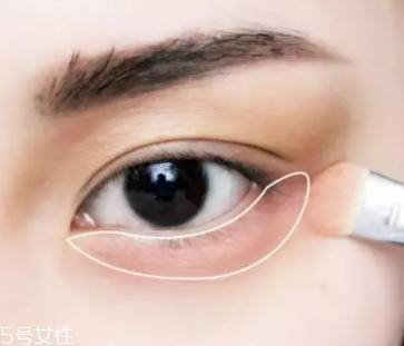 過(guò)年涂什么口紅？這些唇色讓親屬夸你好看