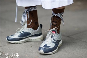 運(yùn)動(dòng)鞋多久洗一次？清洗不用太頻繁