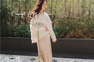 毛衣搭配什么裙子好看？?jī)?yōu)雅迷人過新年