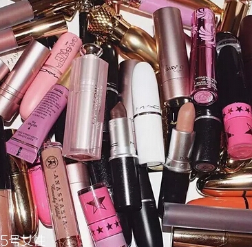 怎么選購韓國化妝品？女生化妝品必備清單