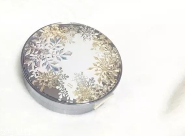 2018蜜粉餅?zāi)膫€牌子好？
