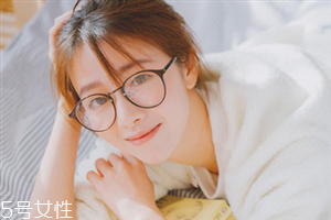 碧歐泉和倩碧還有蘭芝哪個(gè)好用？看肌膚挑選