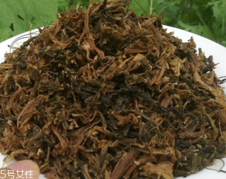 梅干菜怎么挑？聞味道看顏色