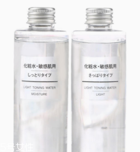 油痘皮適合什么護(hù)膚品？控油爽膚水不能少