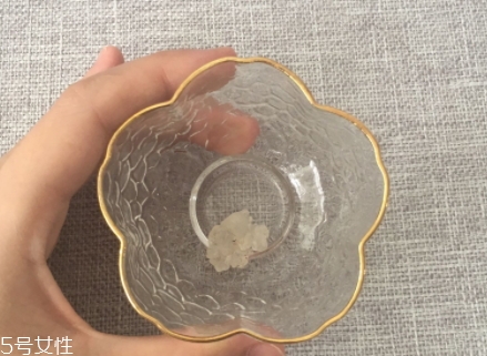 雪燕可以煮嗎？來(lái)看看雪燕的烹煮過(guò)程