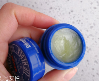 碧唇小藍(lán)罐怎么樣？滋潤(rùn)效果超好