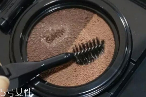 蘭芝氣墊染眉膏好用嗎？好壞摻半