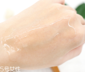 悅詩風(fēng)吟小綠瓶用在哪個(gè)步驟？用在水乳前