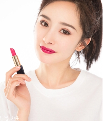 dior迪奧和雅詩蘭黛口紅哪個(gè)好？