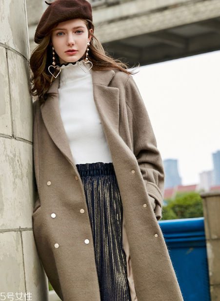女生怎么穿衣服有氣質(zhì)？這三件單品必不可少