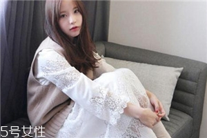 春天穿什么款式連衣裙好看？讓你早春美翻天