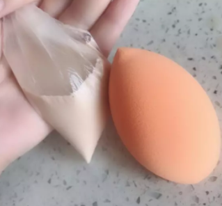 美妝蛋能用洗面奶洗嗎？洗面奶洗不掉彩妝