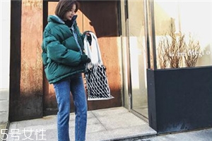 牛仔褲可以和黑色衣服一起洗嗎？