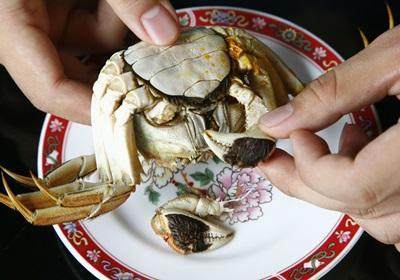 陽(yáng)澄湖大閘蟹怎么吃？食陽(yáng)澄湖大閘蟹注意事項(xiàng)