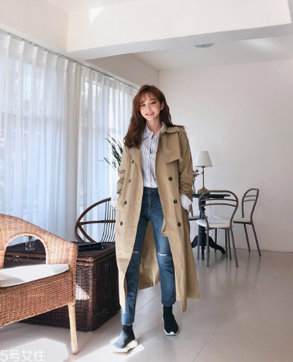 風(fēng)衣搭配什么鞋子？早春美出新高度
