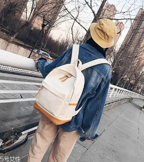 帆布包什么款式好看？這個春天一起文藝起來