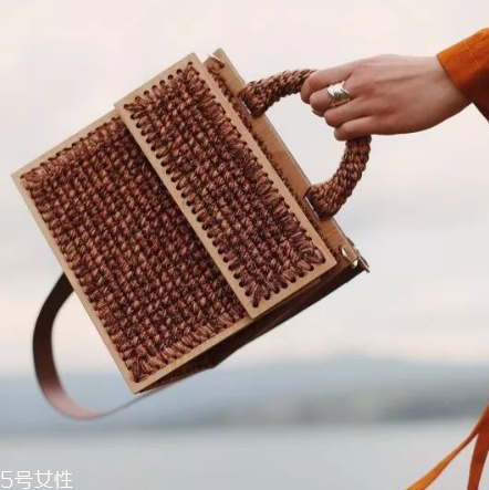 0711是什么牌子？純手工編織包包的經(jīng)典