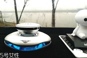 汽車香水座怎么加香水？用滴管注入原瓶