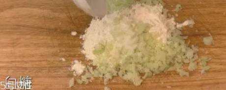 吃花菜可以減肥嗎？熱量低適合減肥時吃