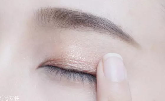眉卡好用還是眉貼好用？眉貼更精確