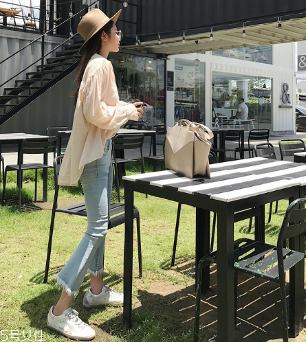 牛仔褲適合什么季節(jié)穿？一年四季都可以穿