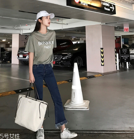 胖人適合穿牛仔褲嗎？選對(duì)版型誰(shuí)都可以穿
