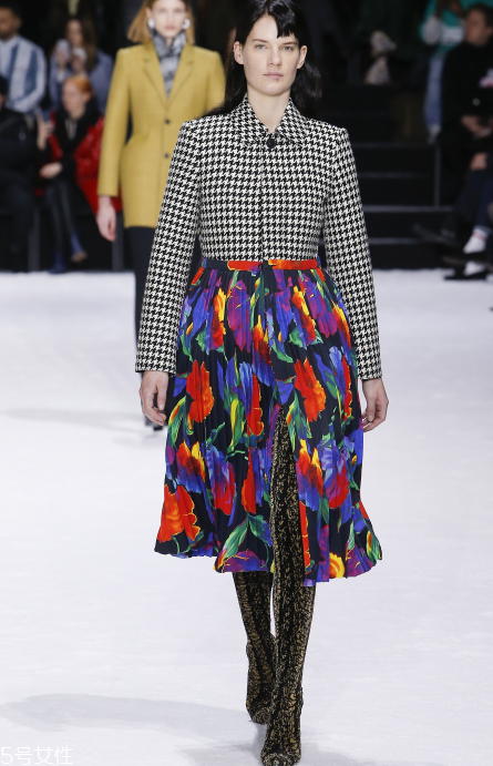 balenciaga巴黎世家2018秋冬系列好看嗎_有哪些款式？