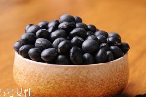 黑豆怎么吃不上火？黑豆汁喝了不上火