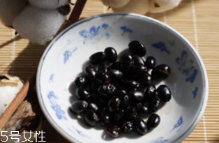 黑豆泡醋用生豆還是熟豆？熟不熟都可以
