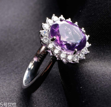 紫水晶戒指寓意是什么？象征愛(ài)情帶來(lái)好運(yùn)