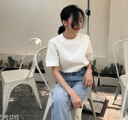 牛仔褲洗完怎么掛？牛仔褲的晾曬方法