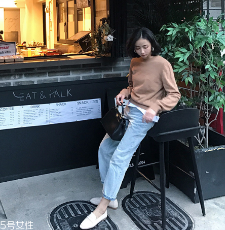牛仔褲需要每天洗嗎？牛仔褲不用天天洗