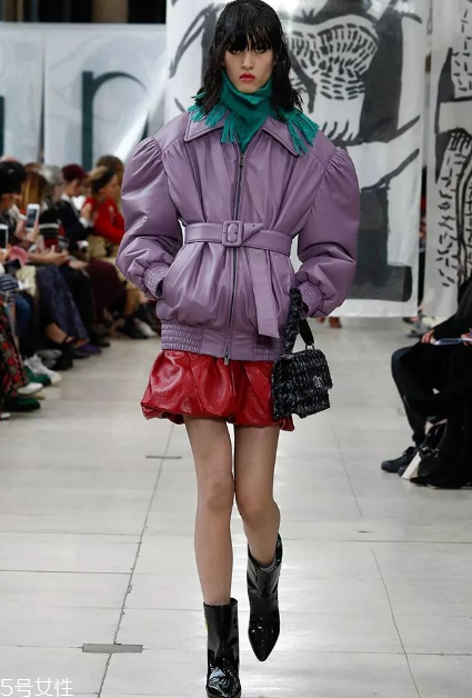 miumiu2018秋冬系列好看嗎_有哪些款式？
