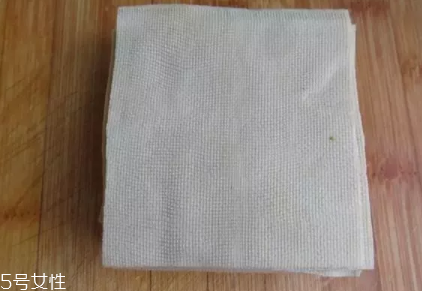 豆腐皮能油炸嗎？火候太猛容易炸糊