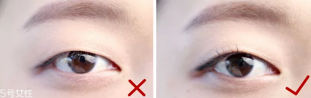 眼線眼尾怎么畫好看？用透明膠畫出優(yōu)美弧度