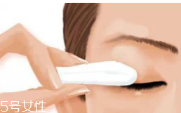 卸眼妝眼睛刺痛怎么辦？5款溫和不刺激的眼部卸妝推薦