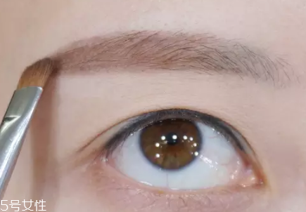 眉毛短怎么變長(zhǎng)？畫眉大法拯救短眉星人