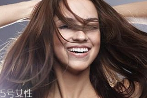 無硅油洗發(fā)水適合什么發(fā)質(zhì)？任何膚質(zhì)