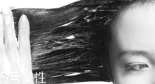 自己染發(fā)怎么染均勻？4個(gè)步驟讓你秒懂染發(fā)DIY