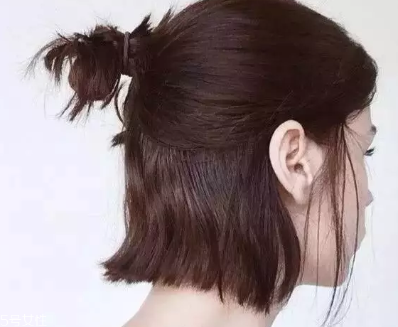 頭發(fā)短怎么扎好看？6個(gè)步驟讓短發(fā)有型又可愛