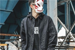 男生怎么穿衣服好看？三款單品幫你加分