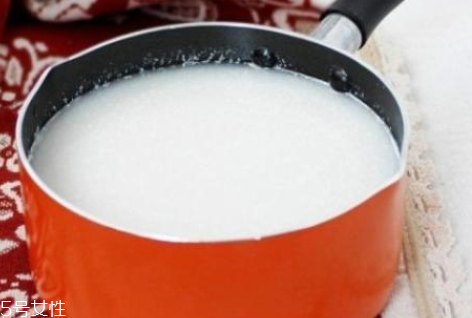 茯苓為什么不溶于水 屬于正?，F象