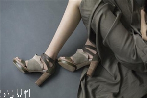 高跟鞋鞋頭蹭了怎么辦？三招修補(bǔ)破損鞋頭