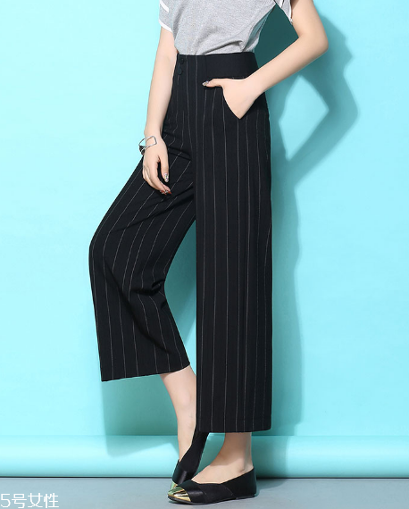 豎條紋衣服怎么搭配？顯瘦顯高不在話下