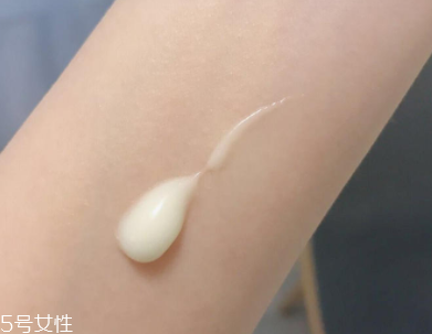 碧柔藍(lán)管防曬有酒精嗎？酒精過敏者慎用