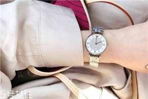 armani阿瑪尼滿天星手表多少錢？