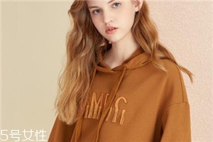 今年流行什么款式衛(wèi)衣？春日造型全靠它