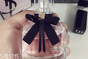 圣羅蘭反轉(zhuǎn)巴黎香水好聞嗎？愛情的味道