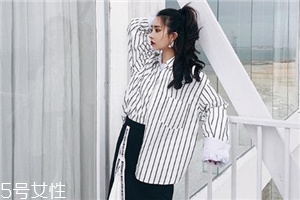 襯衫需要打底嗎？淺色襯衫最好打底