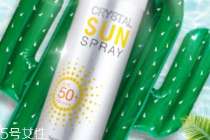 防曬噴霧和氣墊哪個先用？